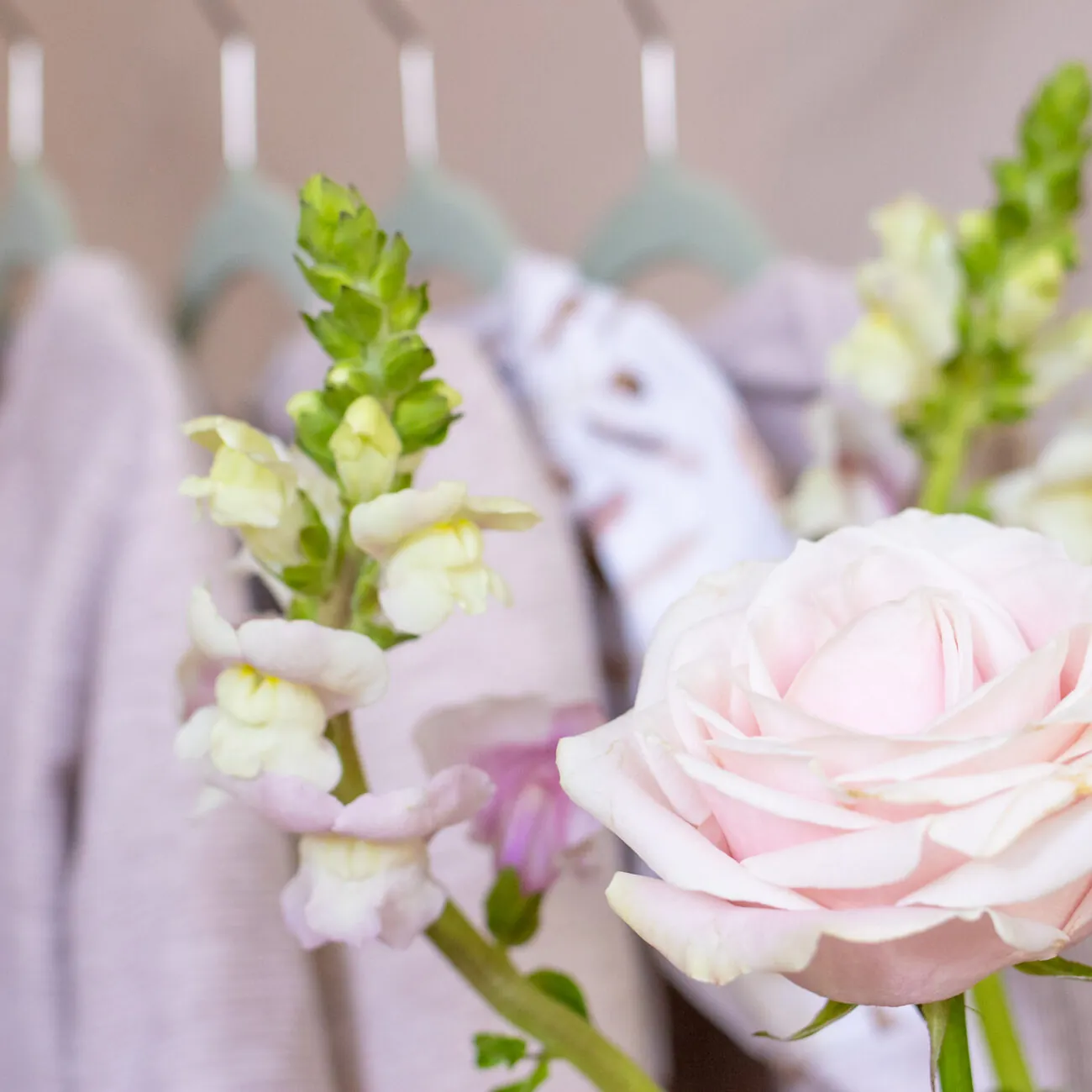 Handmadeshop Babykleidung Kinderkleidung GROW & FLY